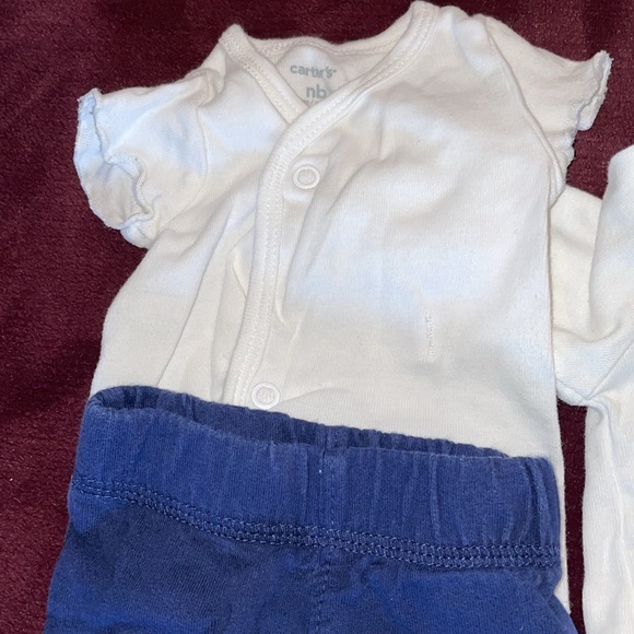 Carter’s newborn outfits - Picture 4 of 4